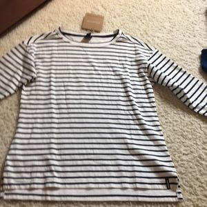 3 quarter length shirt